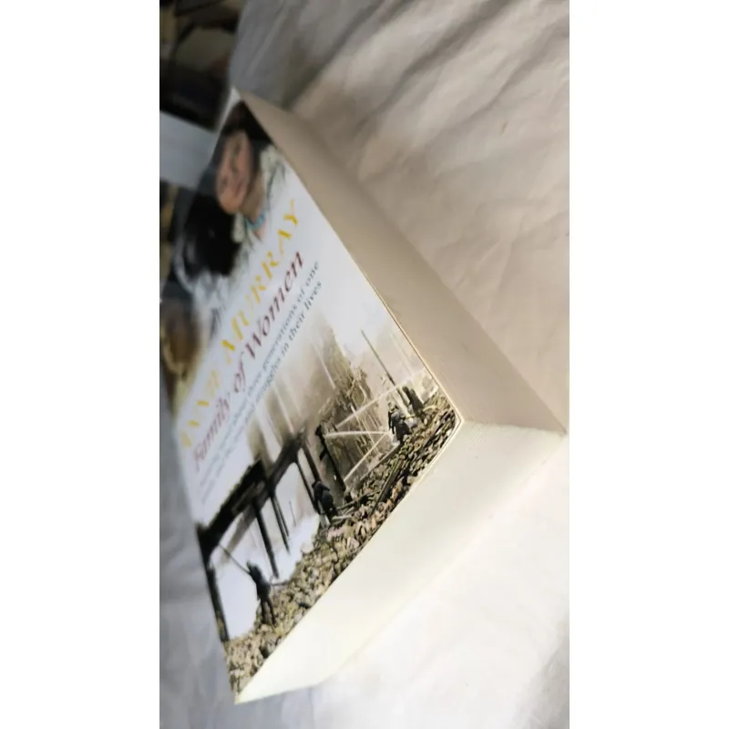 Historical / Family / Women’s Fiction – Family of Women | Annie Murray 754923