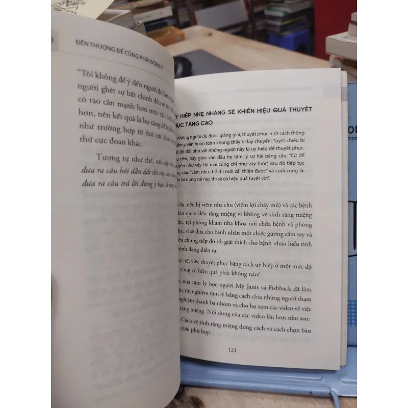 Sách: Đến thượng đế cũng phải đồng ý (B1) Tác giả: Wataru Kanba 693102