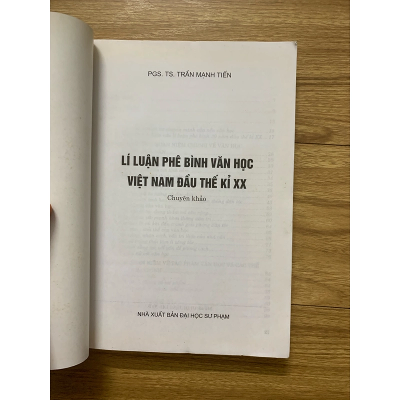 Lí luận phê bình văn học Việt Nam đầu thế kỉ XX - Trần Mạnh Tiến  501743