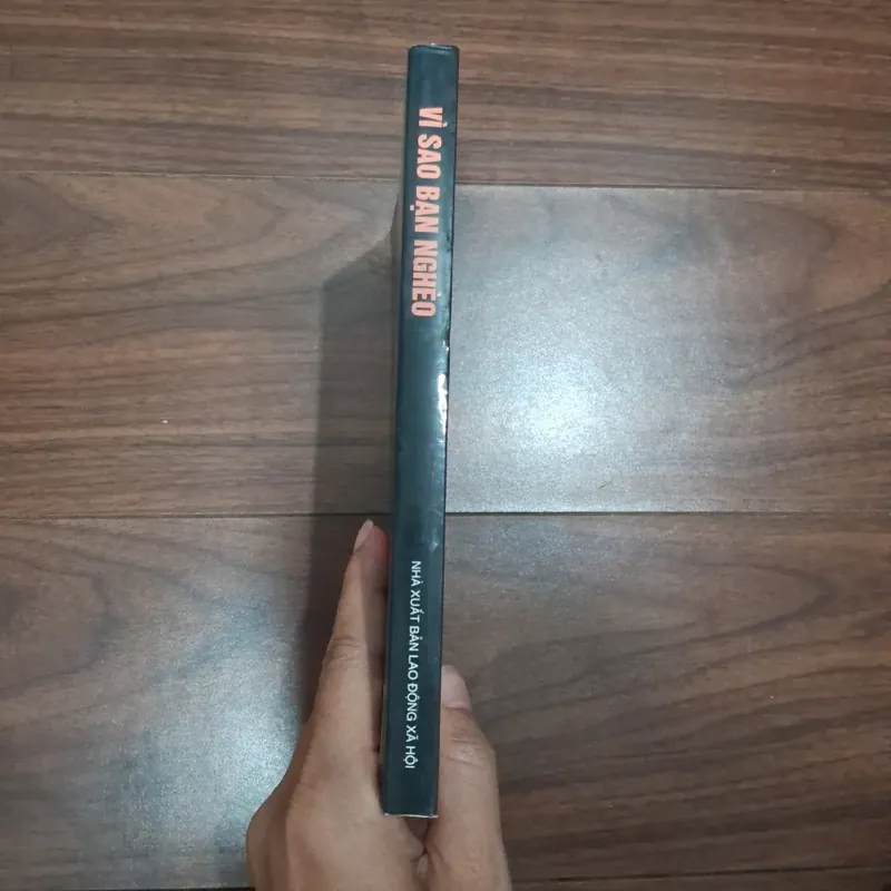 Vì sao bạn nghèo 560167