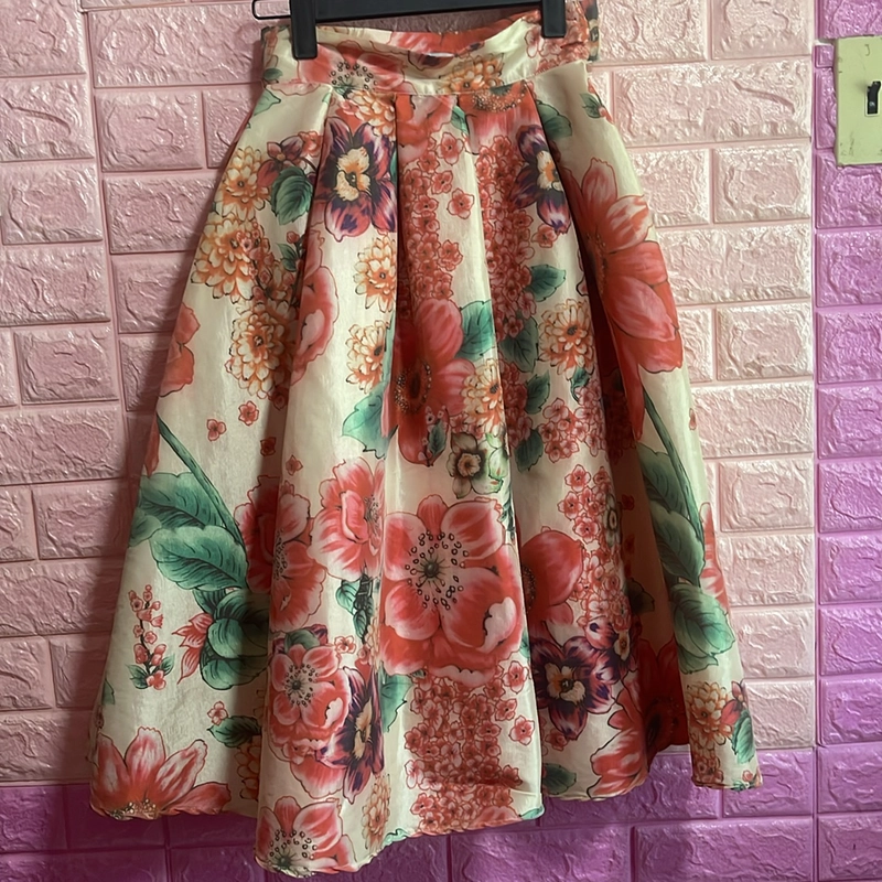 Chân váy bồng bềnh 529964
