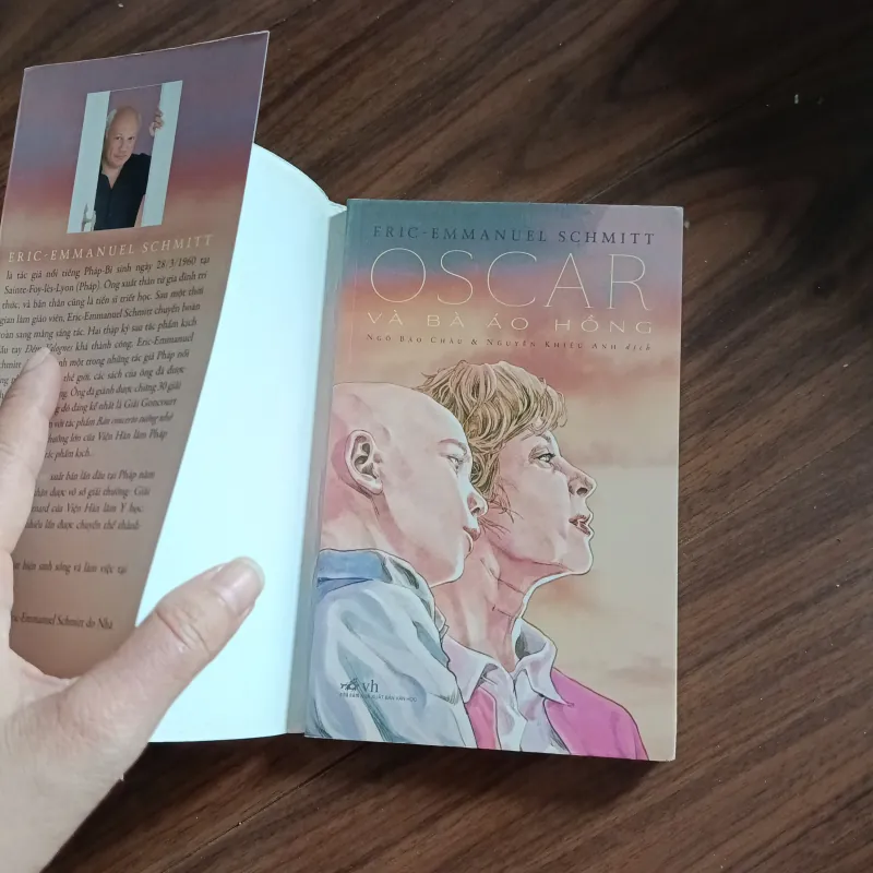 Oscar và nà áo hồng 763363