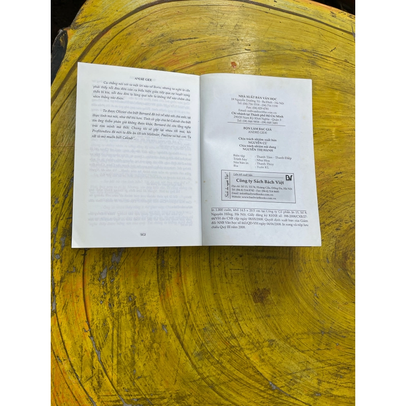 BỌN LÀM BẠC GIẢ- ANDRE GIDE 536977