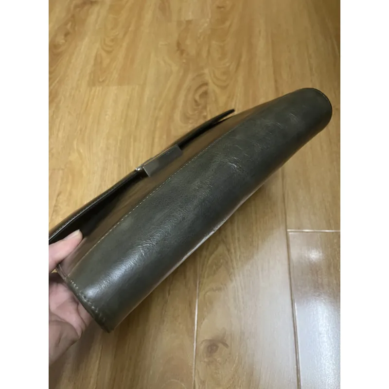 Clutch nam 25x18x3 da thật 2hand 1013061