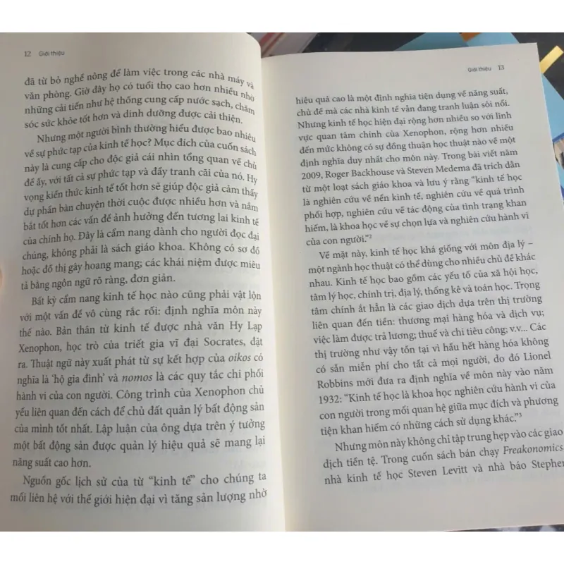 Hiểu thuật ngữ kinh tế để nắm bắt biến động thời cuộc - Philip Coggan 786514