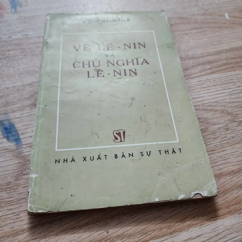 Về Lê nin và chủ nghĩa lê nin | hồ chí minh | 1977 930723