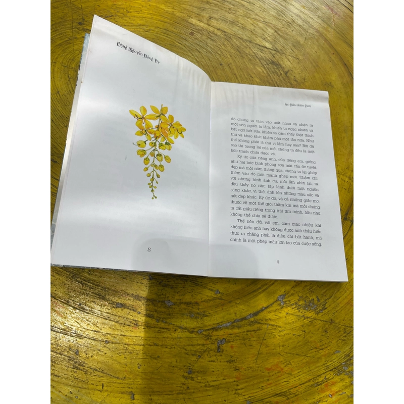 BOXSET LẠC GIỮA NHÂN GIAN và TRÊN ĐƯỜNG RONG RUỔI 533584