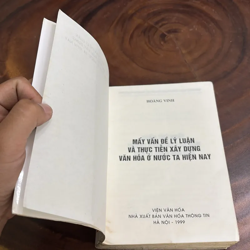 II Mấy Vấn Đề Lý Luận Và Thực Tiễn Xây Dựng Văn Hoá Ở Nước Ta - GS.PTS Hoàng Vinh 998117