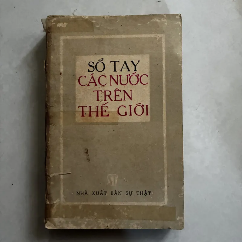 Sổ tay các nước trên thế giới - 1979s 1009065