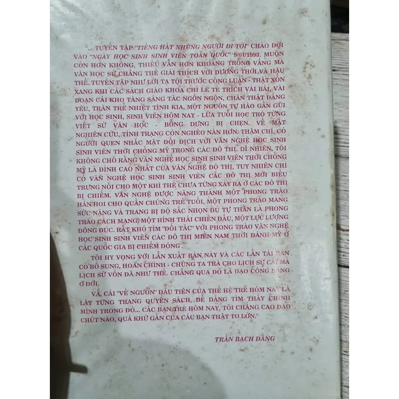Tiếng hát những người đi tới  Thơ - nhạc - họa Sách khổ lớn, bìa cứng + áo , 620 trang  713035
