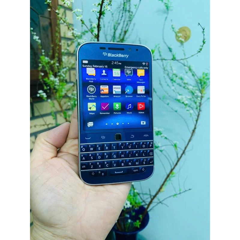 blackberry Q20 mn mua bên minh kèm sạc nhé (máy 98%) 538949