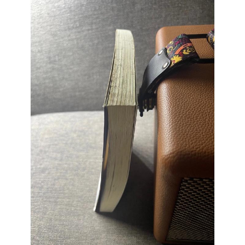 Sống thực tế giữa đời thực dụng Mễ Mông 2019 mới 80% bẩn viền HPB 1105 451386