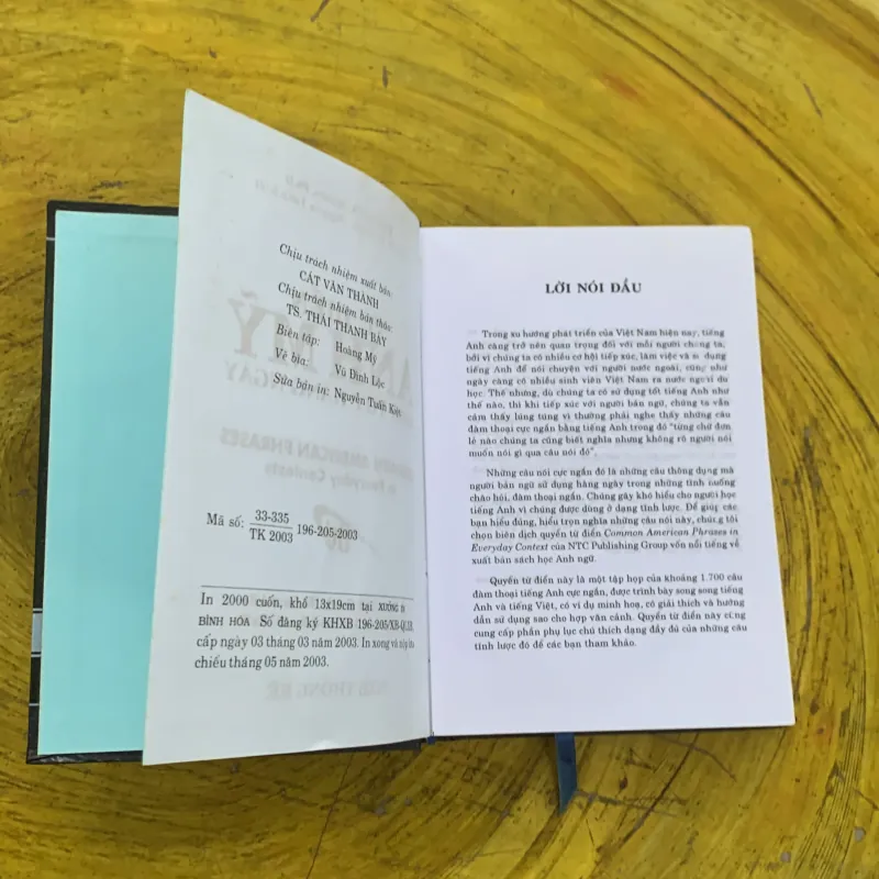 TỪ ĐIỂN ANH MỸ GIAO TIẾP HÀNG NGÀY  790417