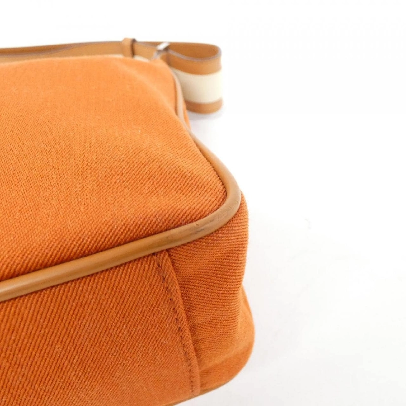 【Vintage】Gucci 019 0460 Túi đeo vai 613878