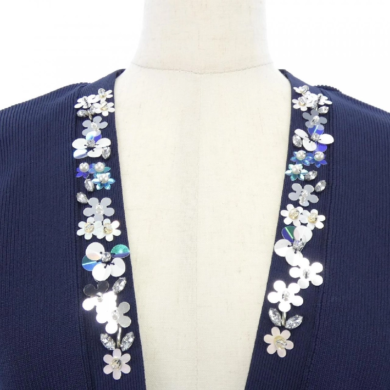 Áo khoác cardigan Chesty - Hàng hiệu Authentic 818508