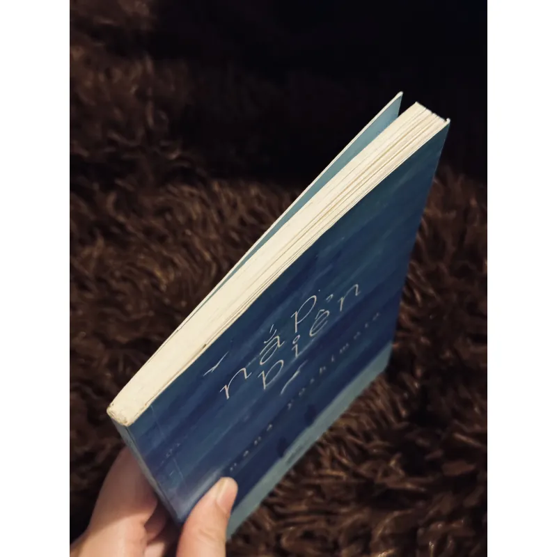 Nắp biển - Banana Yoshimoto 778671