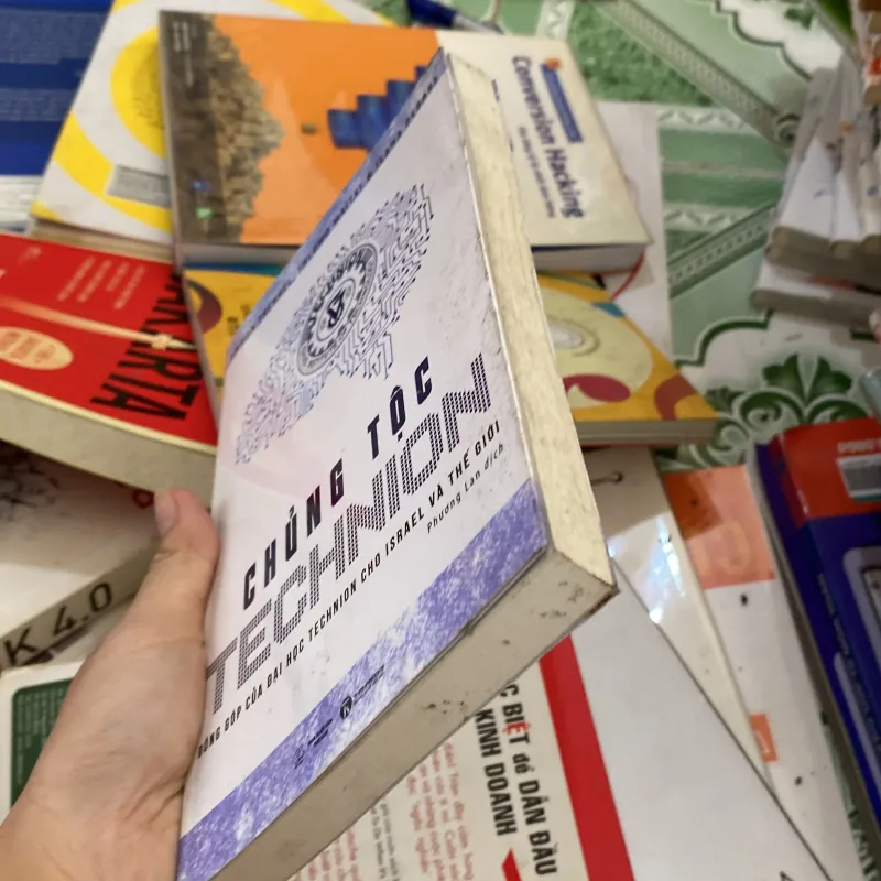 Chủng Tộc Technion".  800478