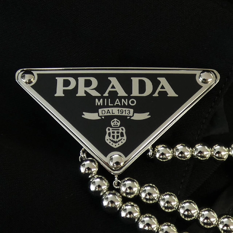 Váy đầm PRADA P3J10 S231 101R 647544