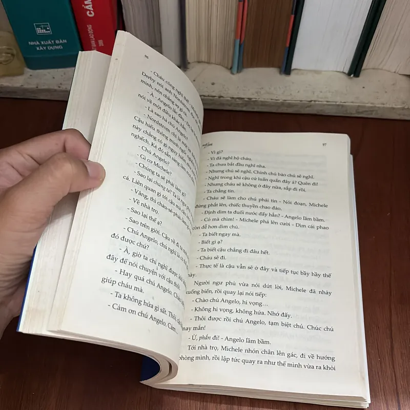 II Văn Học Thiếu Nhi: Hang Xanh - ANNA WEIL - ROGER VU (Dịch) - 2020 709209