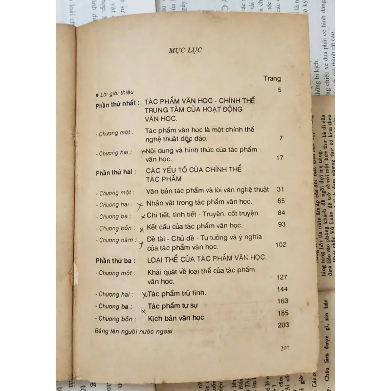 TÌM HIỂU TÁC PHẨM VĂN HỌC - Lê Tiến Dũng (1991) 707046