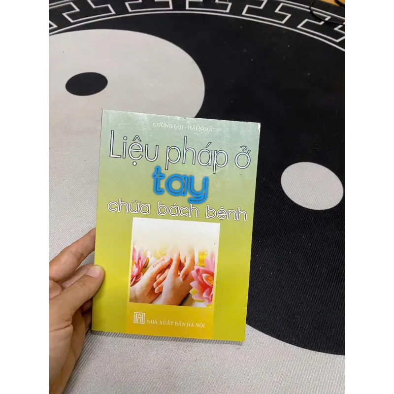 Combo 3 cuốn Liệu Pháp Ở Tai - Tay và Chân Chữa Bách Bệnh - Tác giả: Cường Lợi - Hải Ngọc 700752