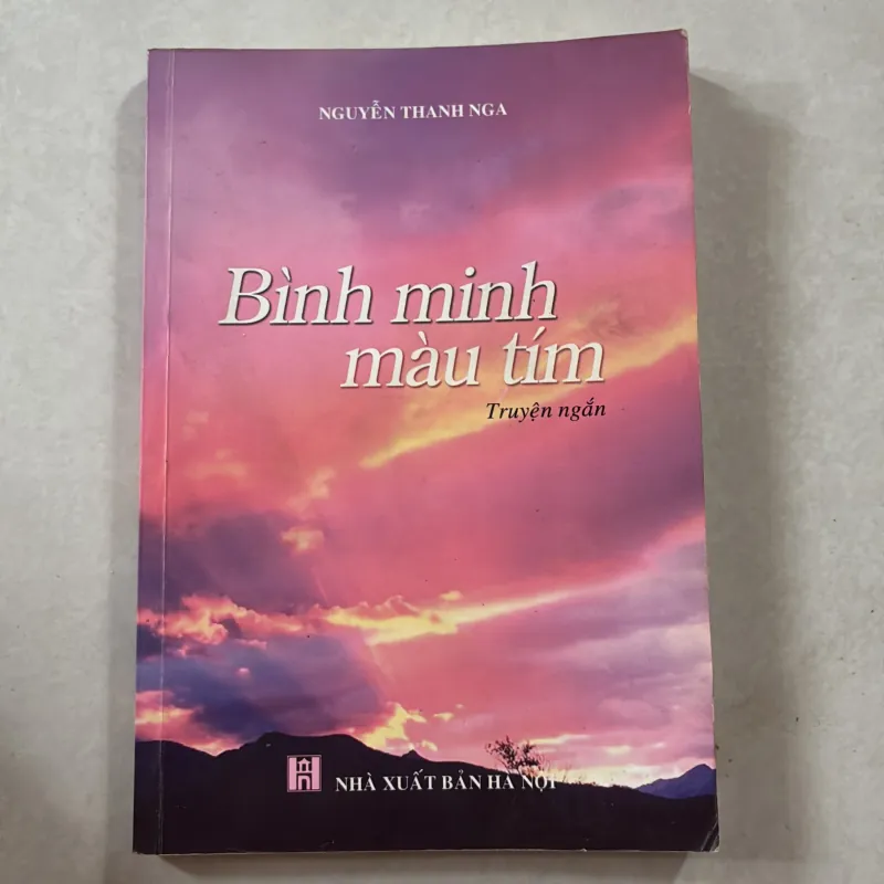 Bình minh màu tím - Nguyễn Thanh Nga 746880