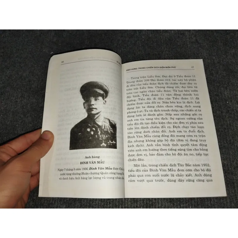 ANH HÙNG TRONG CHIẾN DỊCH ĐIỆN BIÊN PHỦ - LÊ HẢI TRIỀU 991138