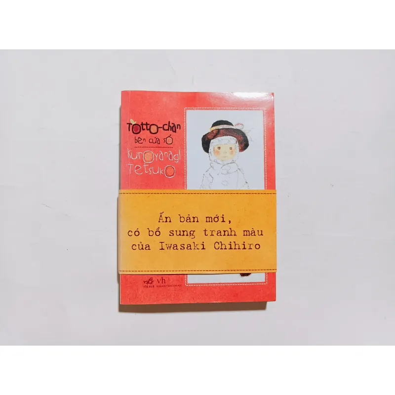 Tottochan Bên Cửa Sổ 1002342