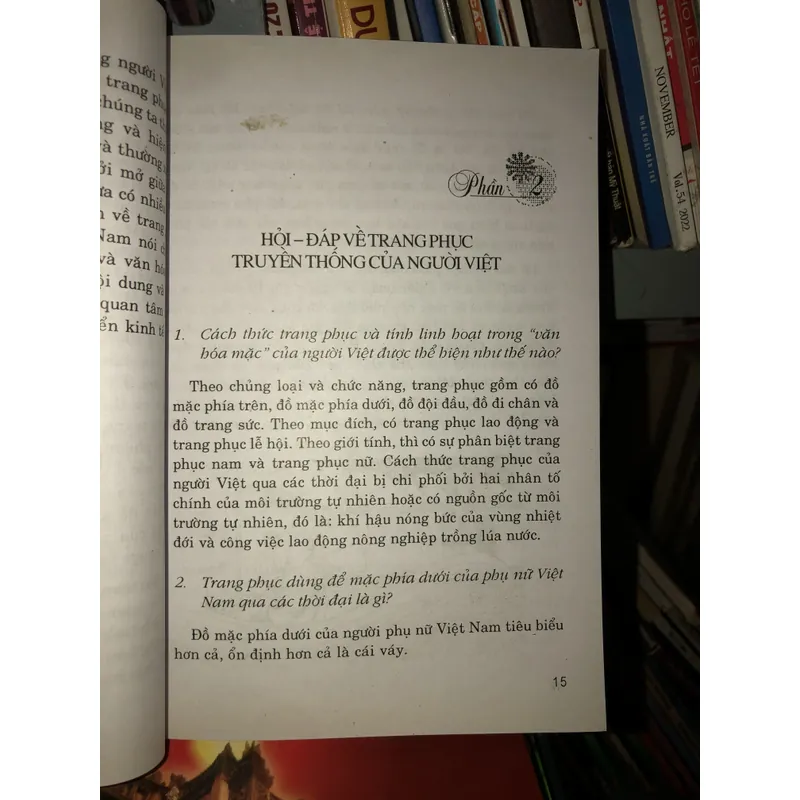 Hỏi đáp về trang phục truyền thống Việt Nam - Phạm Anh Trang 726699