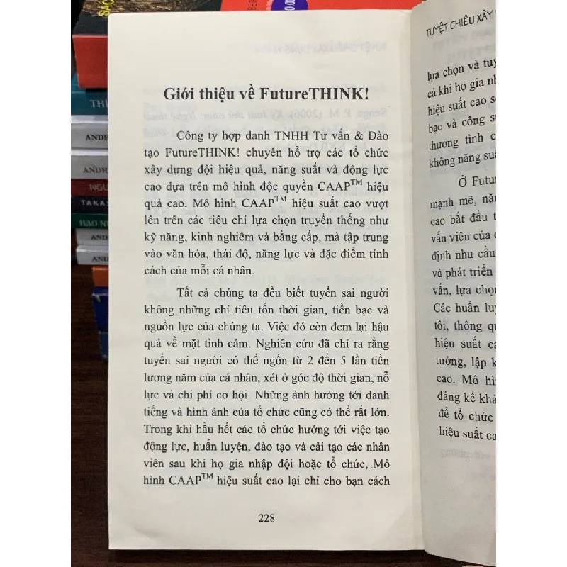 Tuyển dụng để đạt hiệu suất cao – Tuyệt chiêu xây dựng nhóm – Steven Lock 561550