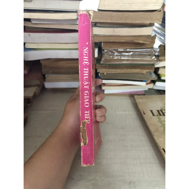 Nghệ thuật giao tiếp 995112