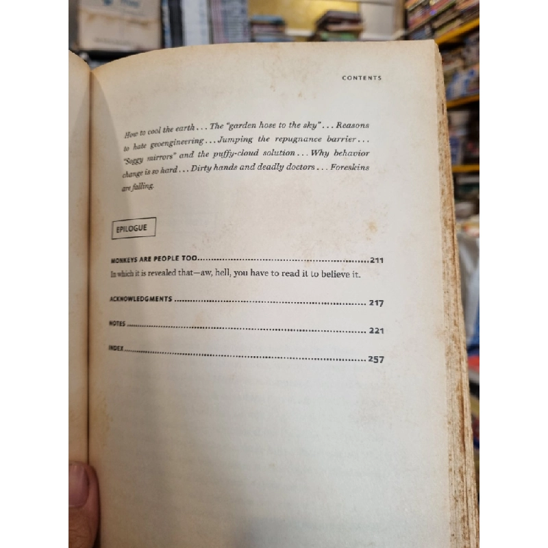 SUPER FREAKONOMICS : Global Cooling, Patriotic Prostitutes and Why Suicide Bombers Should Buy Life Insurance - Steven D. Levitt & Stephen J. Dubner 198136