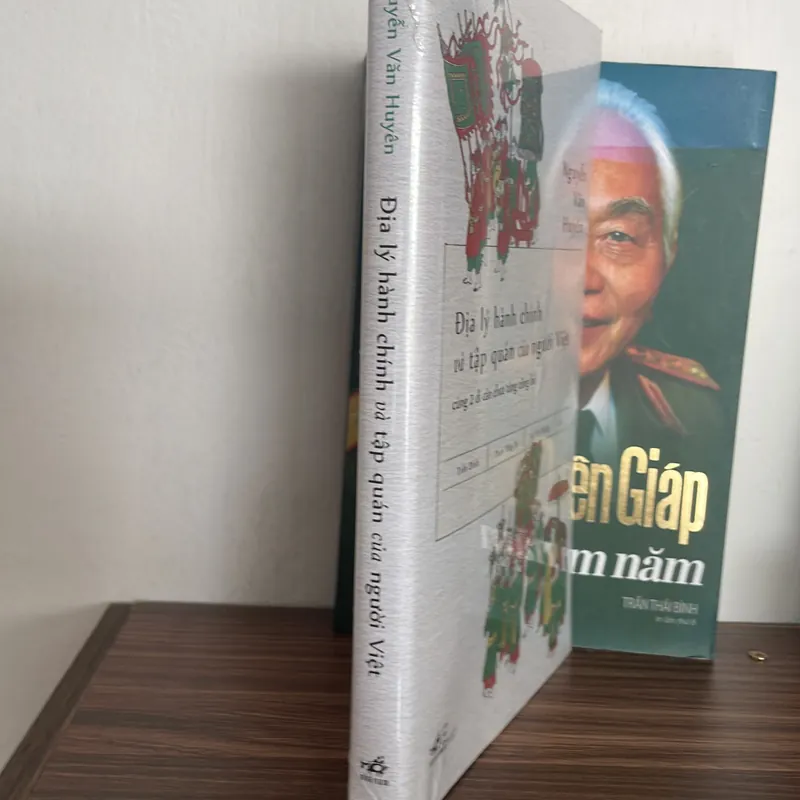 Địa Lý hành chính và tập quán của người việt  604972