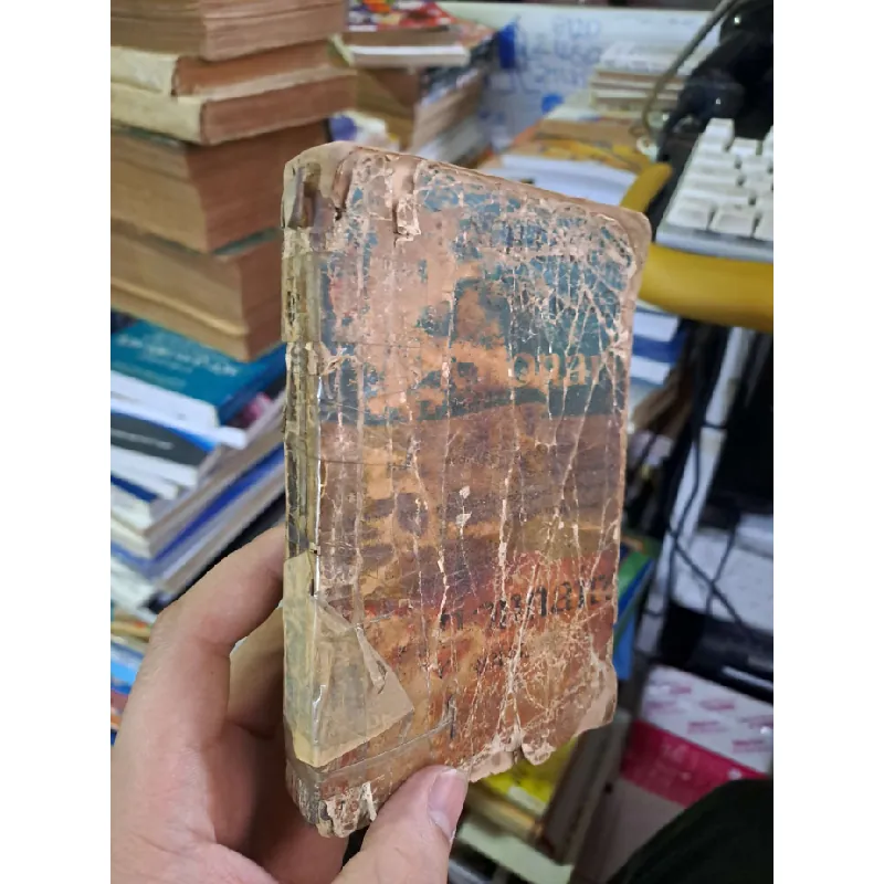 Dictionary French English English French - Keen - Crocker - Shuey - mới 70% ố rách trang - ENGLISH BOOKS - HCM0111 628936