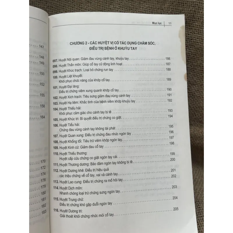 Tự điều trị cổ vai gáy - DƯƠNG NGỌC ĐAN (Biên soạn) • 995498
