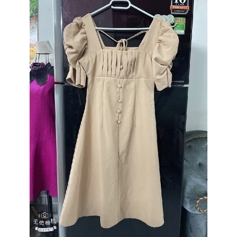 Đầm thiết kế size M còn tốt  24539