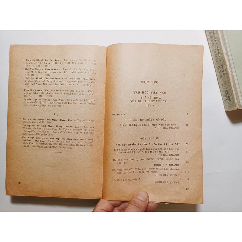 Văn Học Việt Nam Thế Kỷ Thứ X  Nửa Đầu Thế Kỷ XVIII  444306