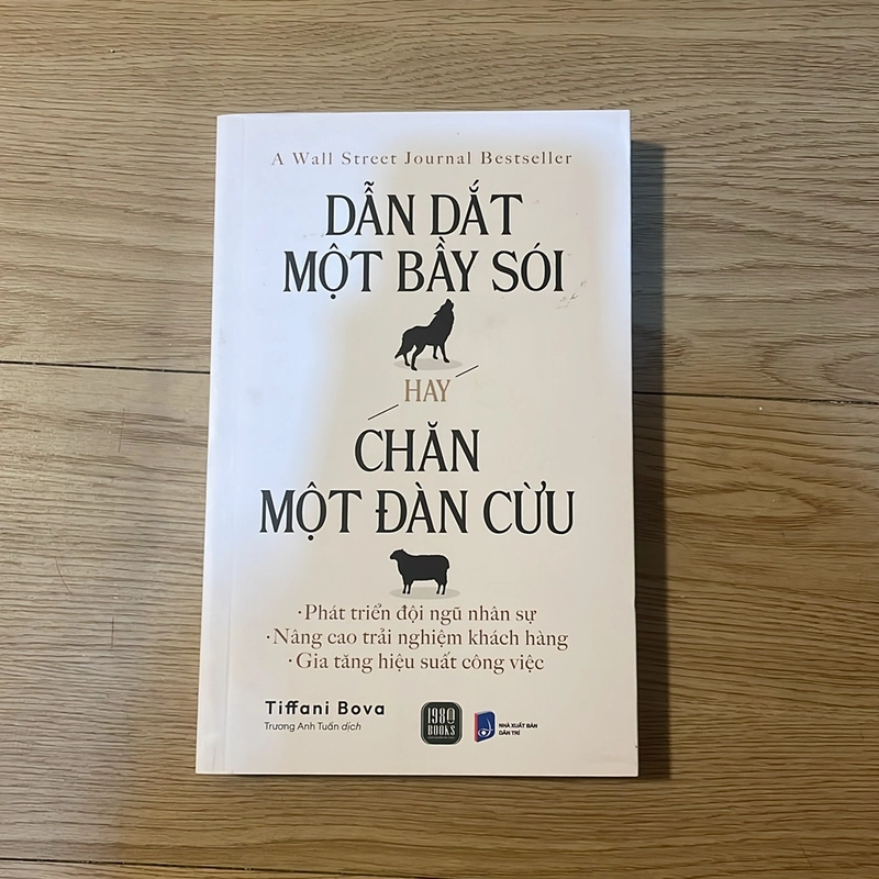 Dẫn dắt một bầy sói hay chăn một đàn cừu - Tiffani Bova 498147