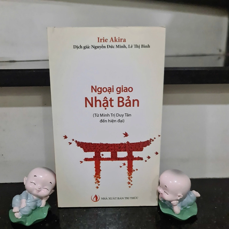 Sách Ngoại Giao Nhật Bản ( Từ Minh Trị Duy Tân đến Hiện Đại ) 477001