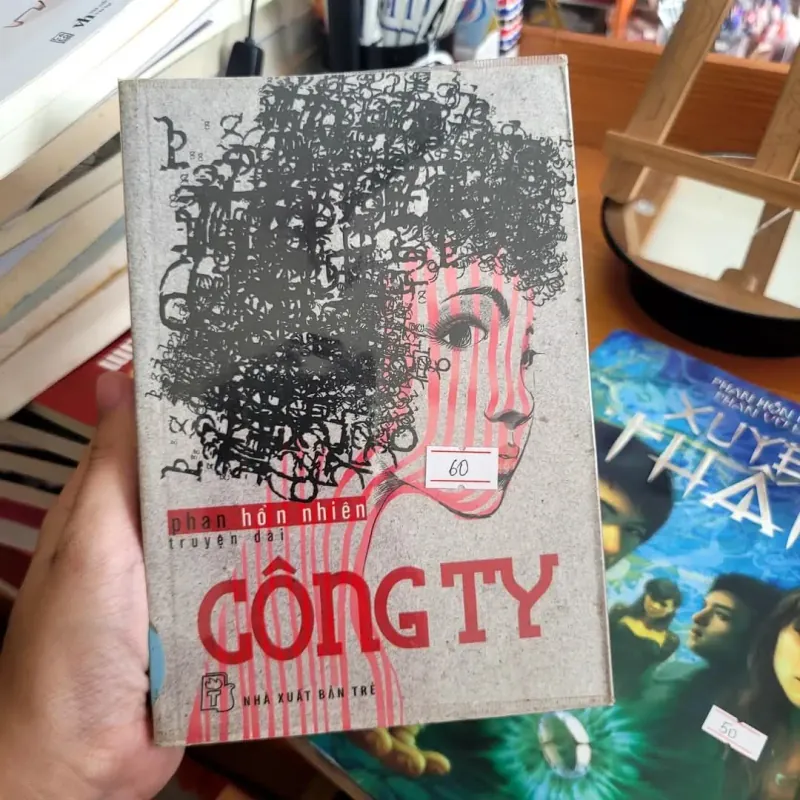 Truyện Công ty - Tác giả Phan Hồn Nhiên - Được chuyển thể thành phim Phía cuối cầu vồng 751739