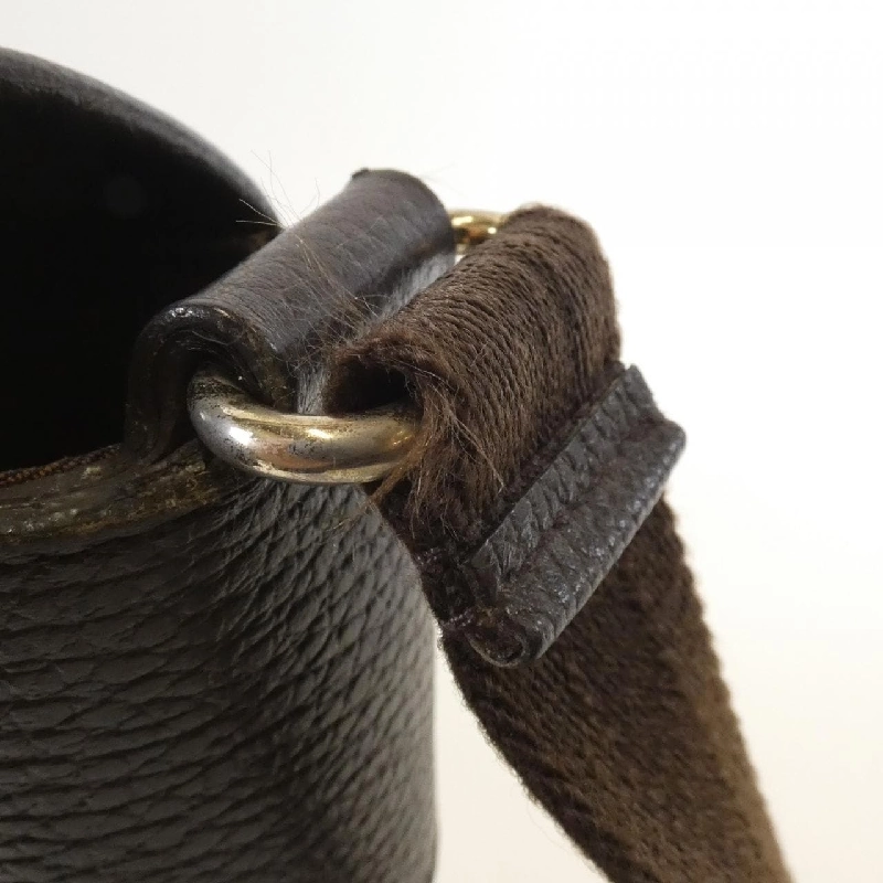 Túi đeo vai Gucci 374423 611562