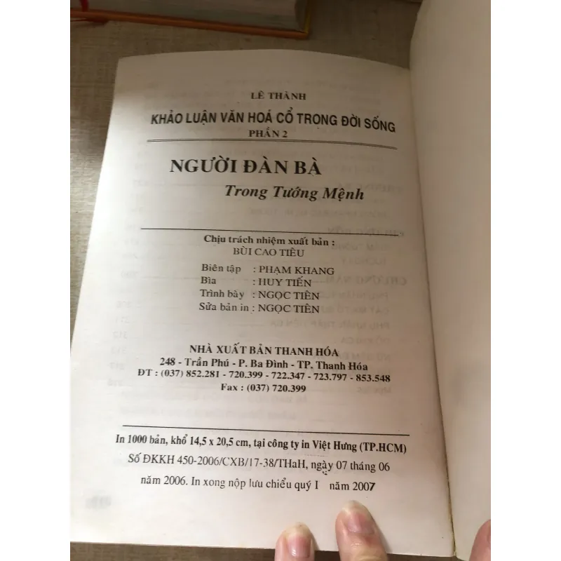 Người đàn bà trong tướng mệnh 976031