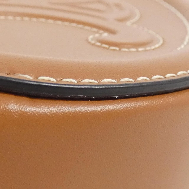 Túi đeo chéo hình oval Celine 10I703DPQ 613797