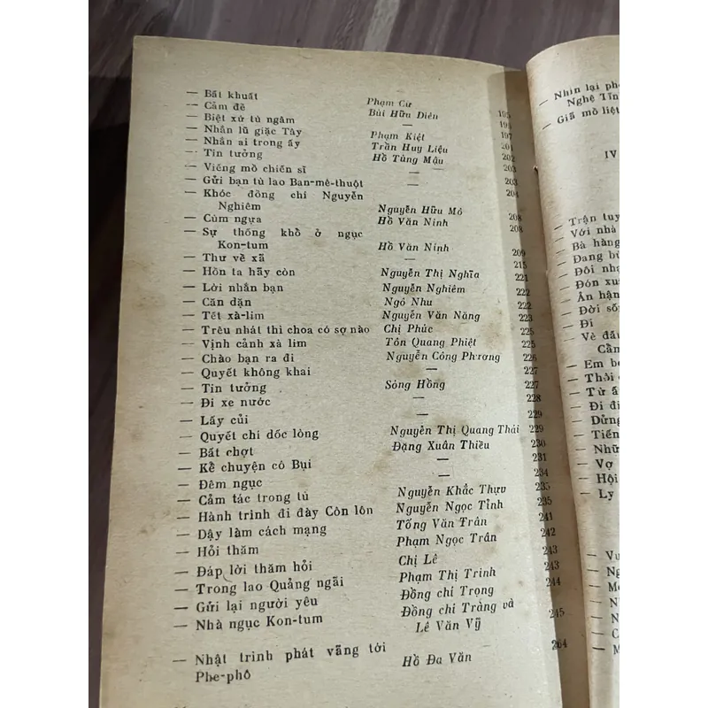 THƠ VĂN CÁCH MẠNG (1930 -1945)- khổ lớn  689811