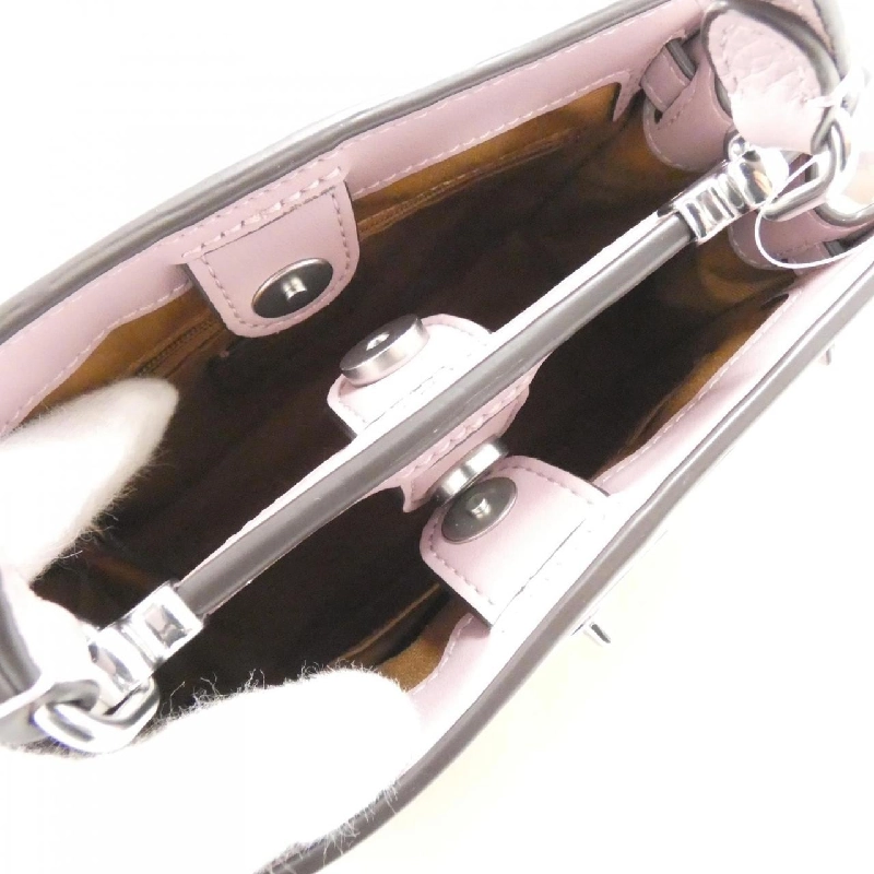 【Sản phẩm mới】Túi Coach CC977 620011