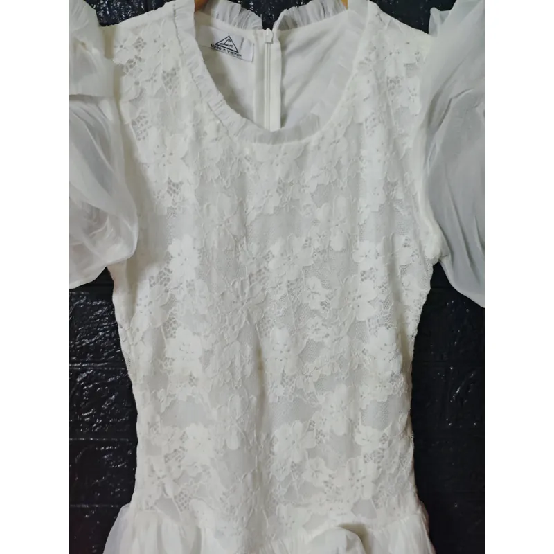 Đầm trắng xẻ tà 737697