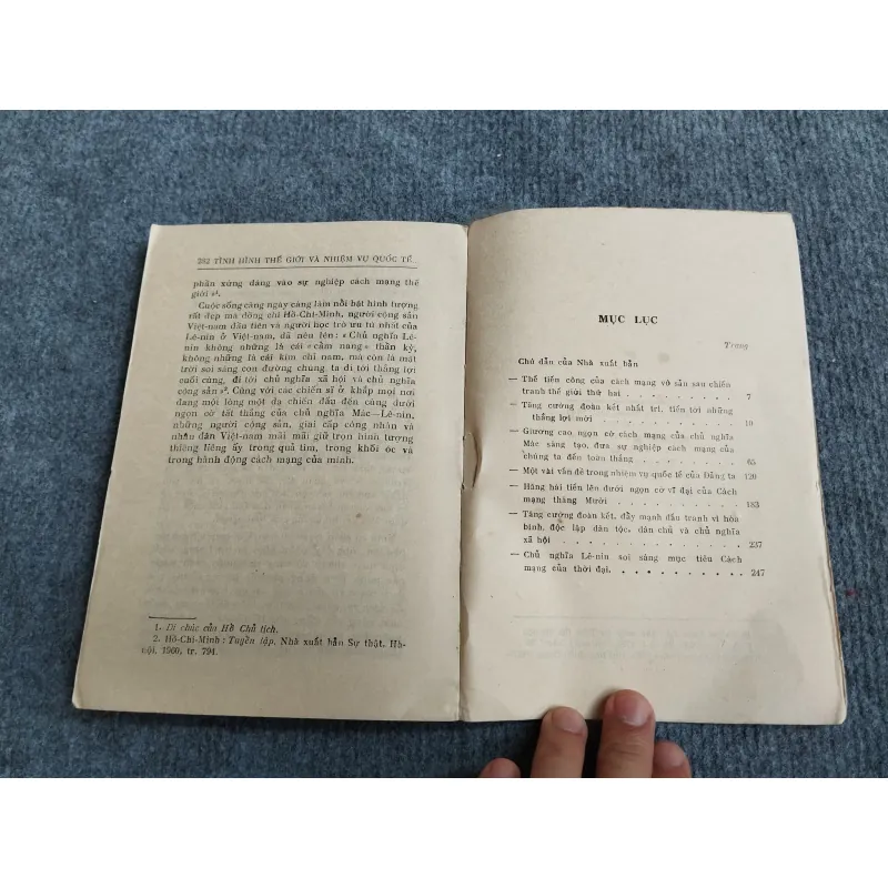 TÌNH HÌNH THẾ GIỚI VÀ NHIỆM VỤ QUỐC TẾ CỦA ĐẢNG TA - LÊ DUẨN 688815