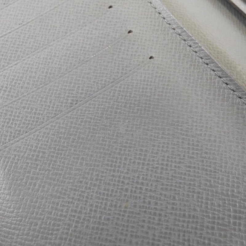 Ví Louis Vuitton Taiga Porte-Feuille Braz M32653 620518