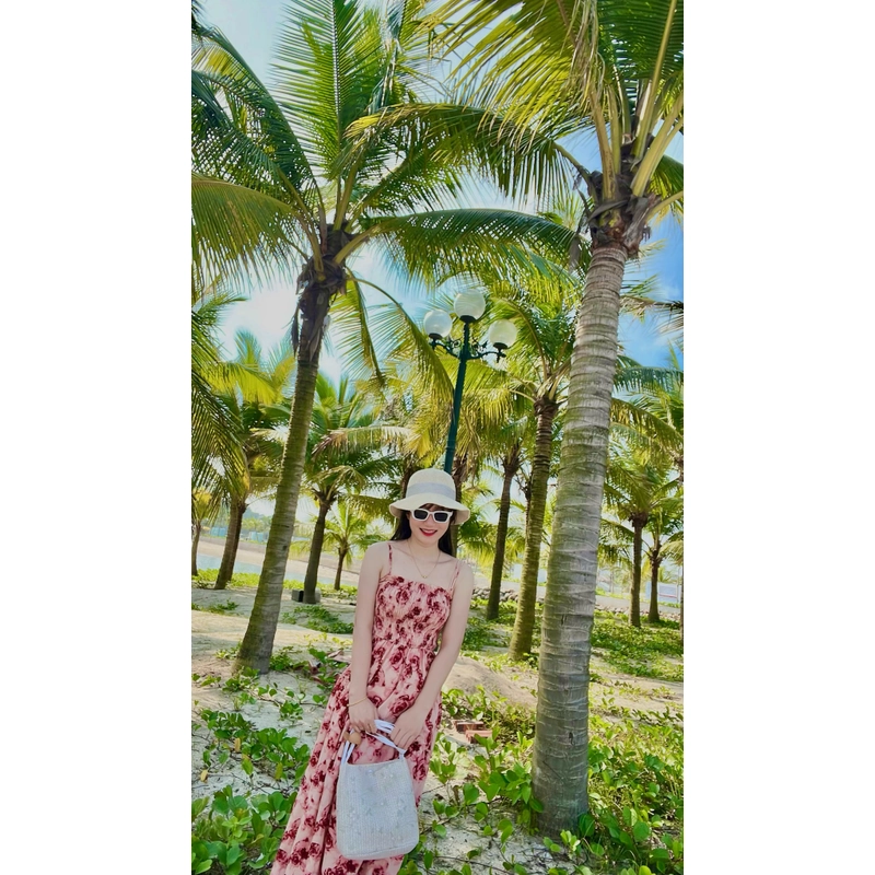 Váy hai dây hoa hồng 455408