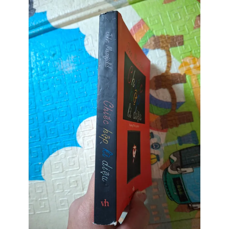 Chiếc Hộp Kì Diệu 937037